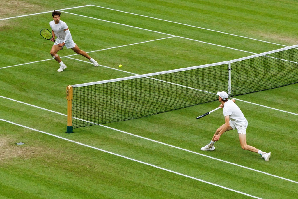 Watches in Play: Strategic Brand Positioning through Tennis.