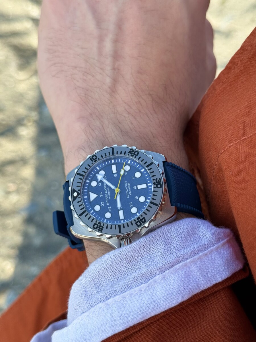 HANDS-ON With The JB300 Indigo Maris From Jacques Bianchi — A Proper Diver’s Watch